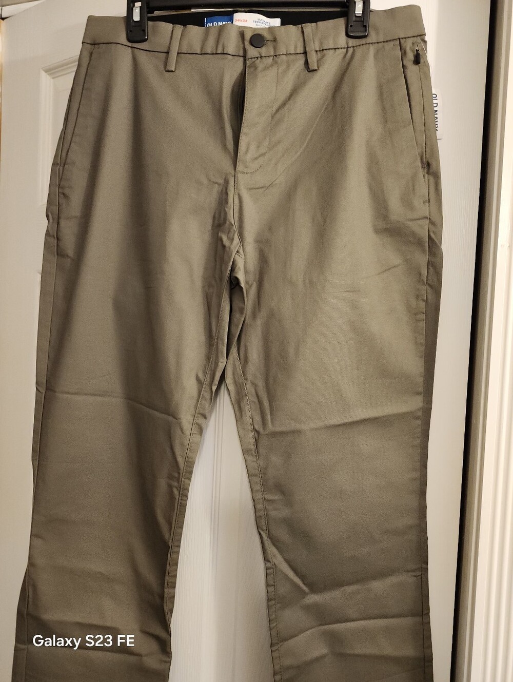 New Men's Old Navy Olive Pants 34x32